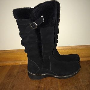 EUC - Cozy BareTrap suede boots